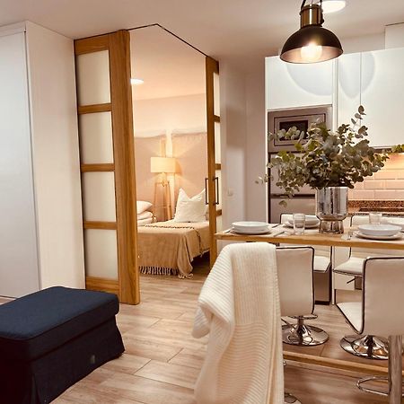 Haza Royal Apartment Granada Exterior photo